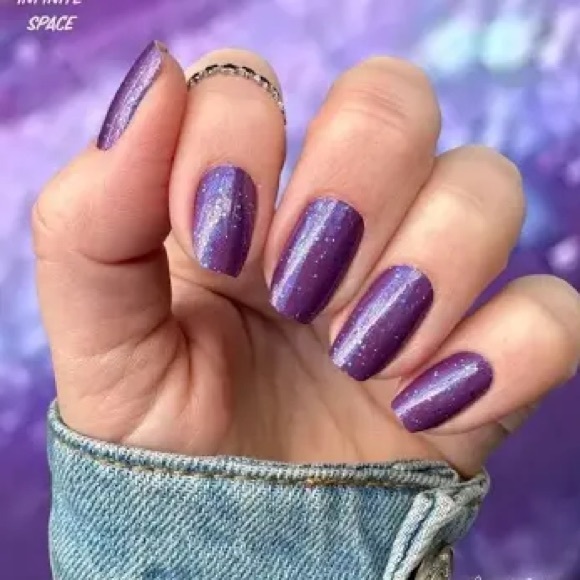 Color Street Nail Polish Strips - Infinite Space - Picture 1 of 6